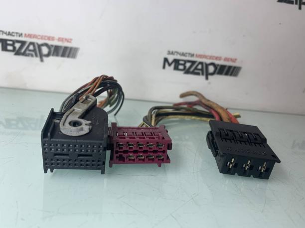 Фишки блока SAM переднего Mercedes W164 ML 164 
