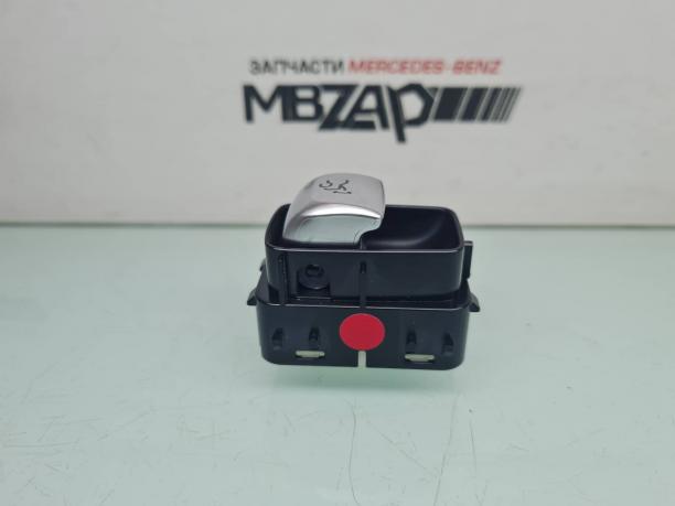 Кнопка открытия багажника Mercedes W205 C 205 a2229052303