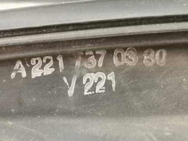 Уплотнитель двери Mercedes W221 S 221 комплект a2217270130