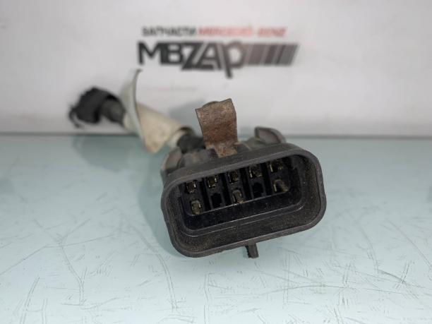 Фишка проводки переднего бампера Mercedes W164 ML a1645402305