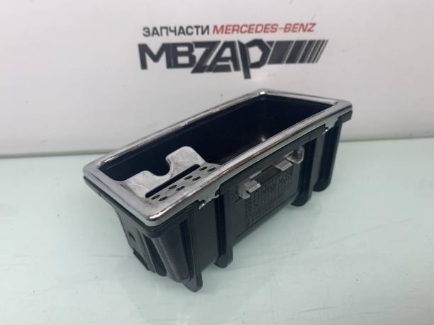 Пепельница центральной консоли Mercedes W221 S 221 a2218100030