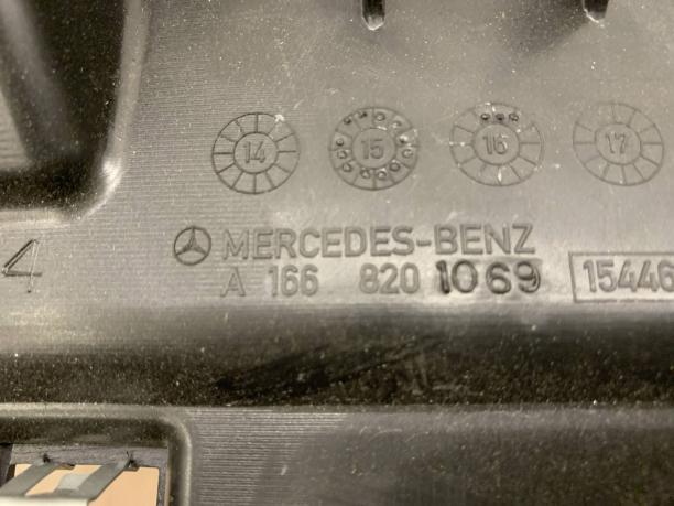 Кабельный канал задний правый Mercedes W166 GLE a1668201069