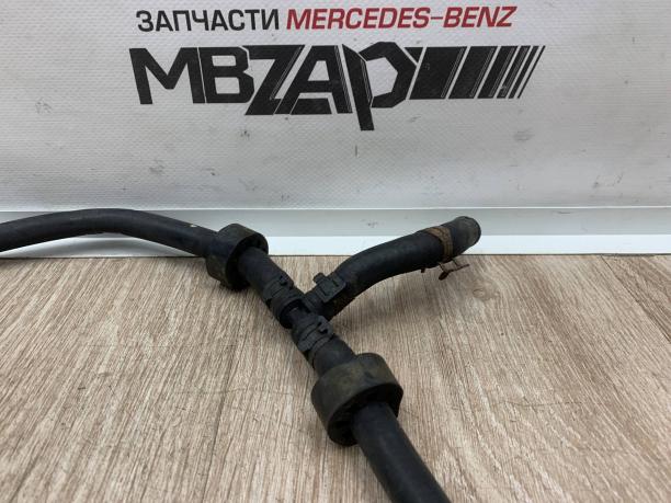 Тройник трубки бачка Mercedes W164 ML 164 a1645004175