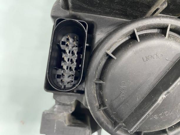 Фара левая Mercedes W204 C 204 a2048203159