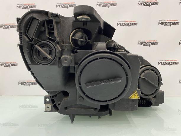 Фара левая Mercedes W204 C 204 a2048203159