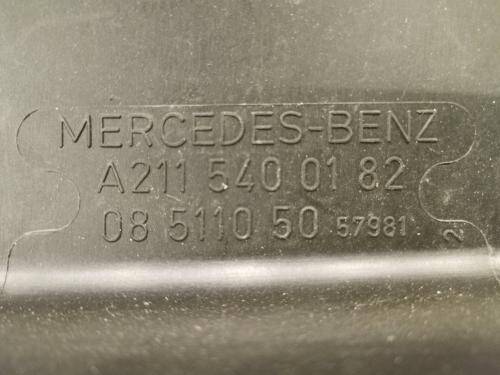 Корпус блока предохранителей Mercedes w211 w219 E a2115400182