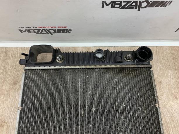 Радиатор охлаждения Mercedes W221 S 221 a2215003103