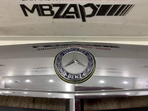Решетка радиатора Mercedes W212 E 212 a2128800183