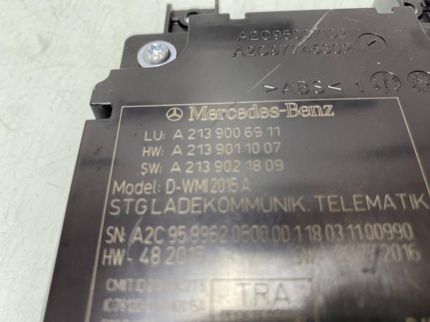 Беспроводная зарядка Mercedes W213 E 213 комплект a2139006911