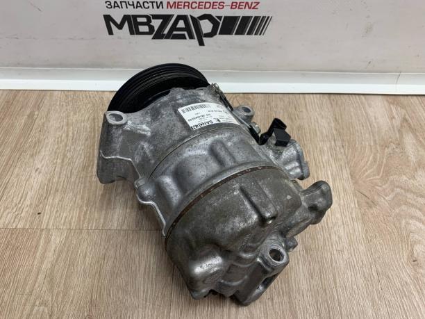 Компрессор кондиционера Mercedes W213 E 213 a0008304500