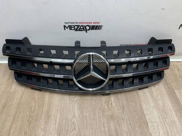 Решетка радиатора Mercedes W164 ML 164 a1648800885