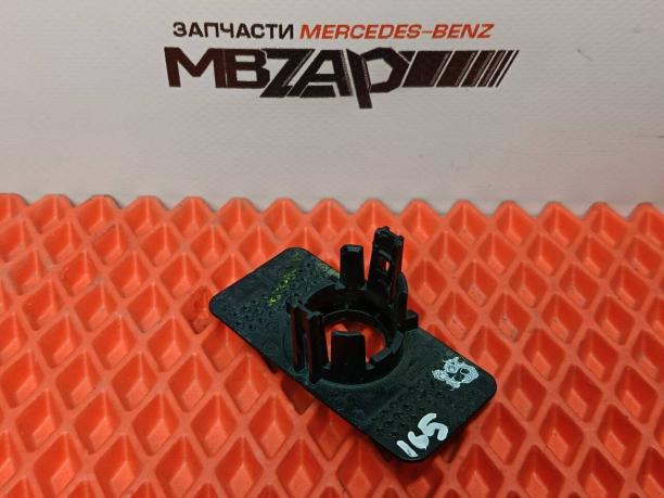 Кронштейн парктроника Mercedes W167 15353105