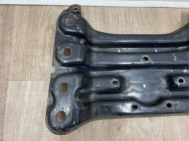 Кронштейн опоры акпп Mercedes W221 a2212422501