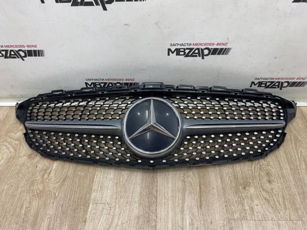 Решетка радиатора Mercedes W205 C a2058881760