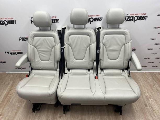 Первый ряд задних сидений Mercedes W447 V 447 a4479501405