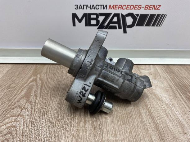 Тормозной цилиндр Mercedes W221 a2214300601