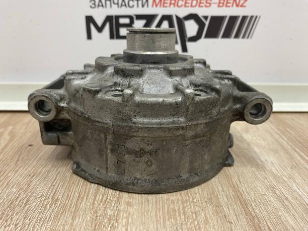 Крышка компрессора кондиционера Mercedes W221 a0022300911