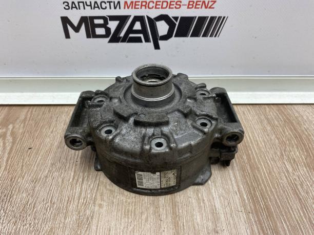 Крышка компрессора кондиционера Mercedes W221 a0022300911