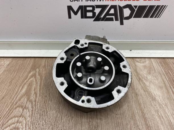 Крышка компрессора нижняя Mercedes W221 S 221 a0022300911