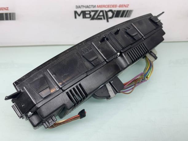 Блок климат контроля Mercedes W212 a2129008608