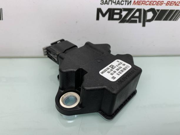 Датчик ускорения Mercedes W166 a0065422618