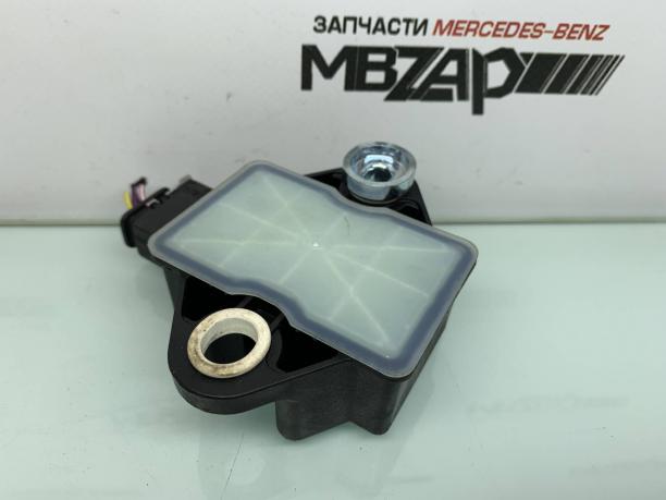 Датчик ускорения Mercedes W166 a0065422618