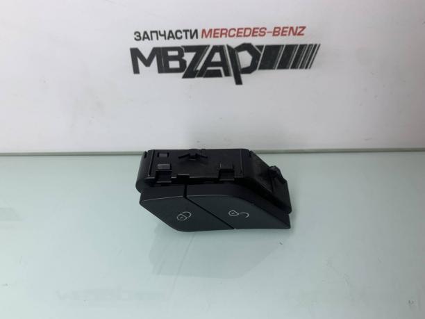 Кнопка блокировки двери левая Mercedes W222 a2229051451