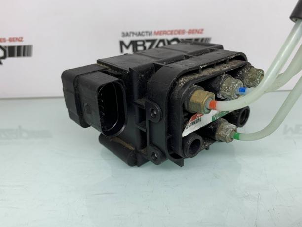 Блок клапанов подвески Mercedes W222 a0993200058