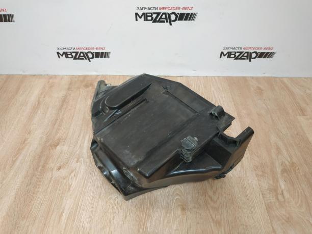 Корпус блока предохранителей Mercedes W221 a2215400224