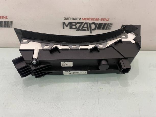 Блок кнопок приборной панели Mercedes W221 a2218216751