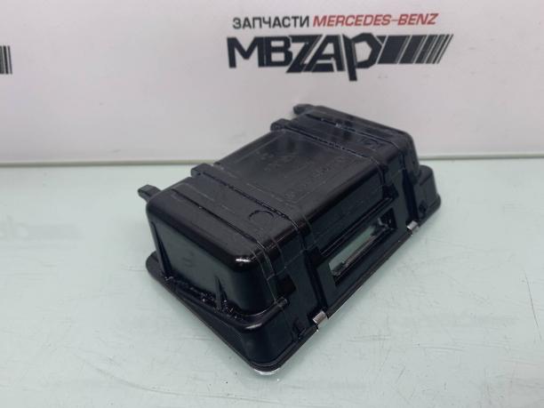 Пепельница передняя Mercedes W204 a2048100330