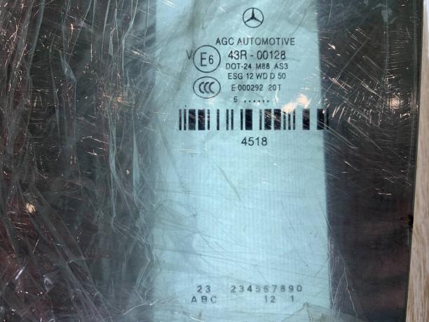 Стекло задней левой двери Mercedes W222 S 222 a2227304518