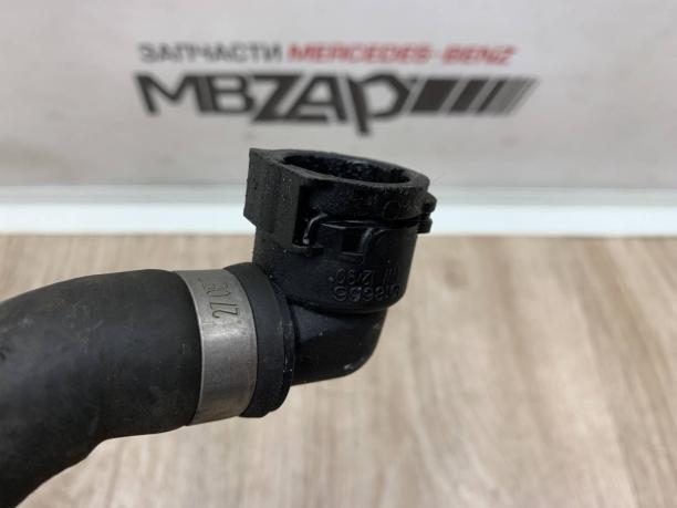 Патрубок системы охлаждения Mercedes W212 E 212 a2128305496