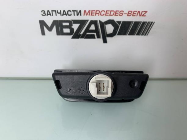 Плафон подсветки двери Mercedes W204 C 204 a2048207901