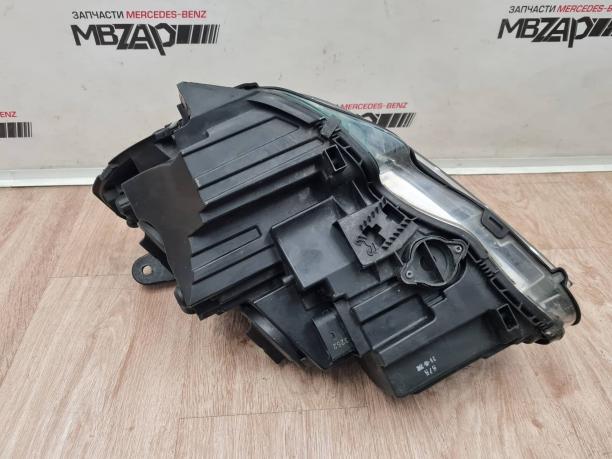 Фара правая Mercedes W204 C 204 галоген a2048209859