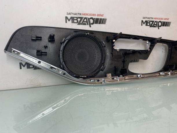 Декоративная накладка передняя левая Mercedes W205 a2057205513