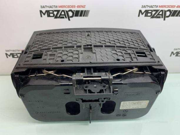 Подстаканник Mercedes w221 w216 S CL 221 дефект a2216802650