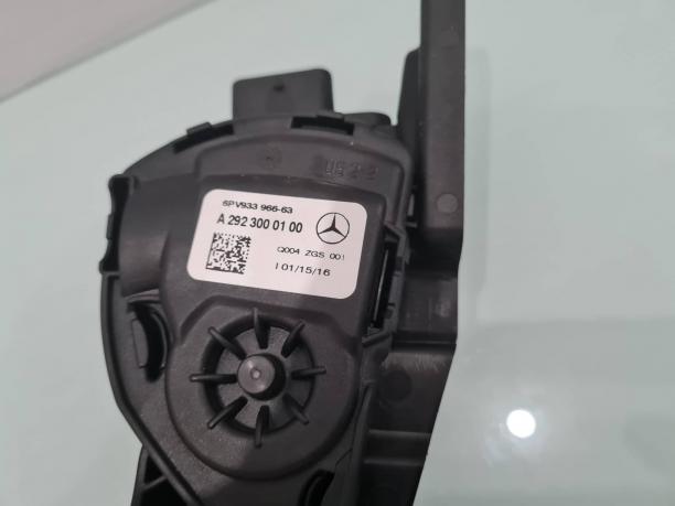 Педаль газа Mercedes W166 GLE GLS 166 a2923000000