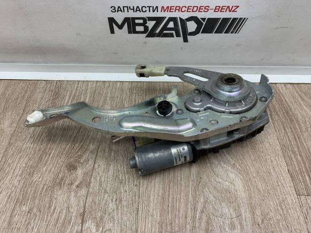 Привод крышки багажника Mercedes W205 C 205 a2058200042