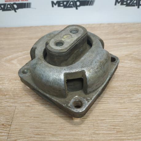 Подушка АКПП Mercedes w164 a2512401718