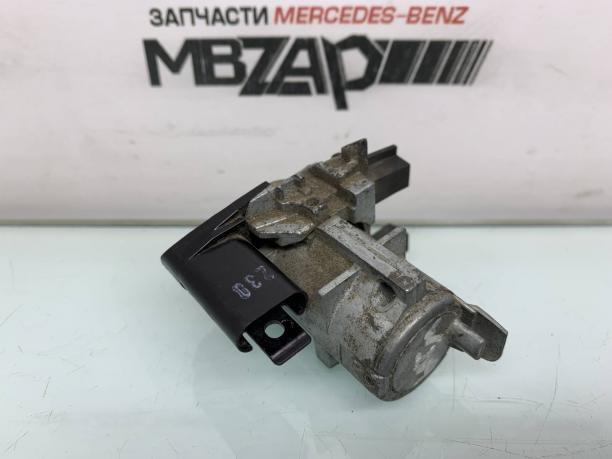 Личинка замка Mercedes W204 C 204 a2047600377