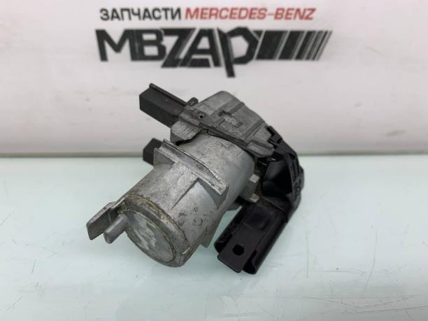 Личинка замка Mercedes W204 C 204 a2047600377