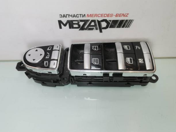 Блок кнопок стеклоподъемников Mercedes W221 a2218215251