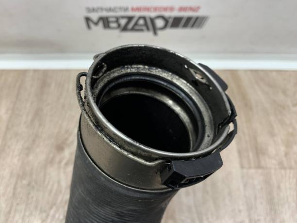 Патрубок интеркулера правый m651 Mercedes W212 a2045281682