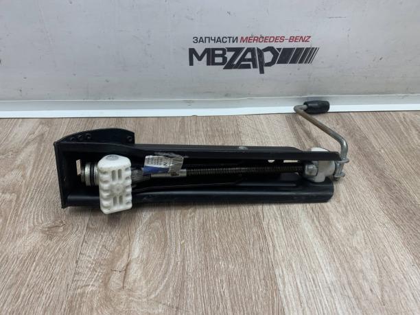 Домкрат оригинал Mercedes W211 w212 a2115830215