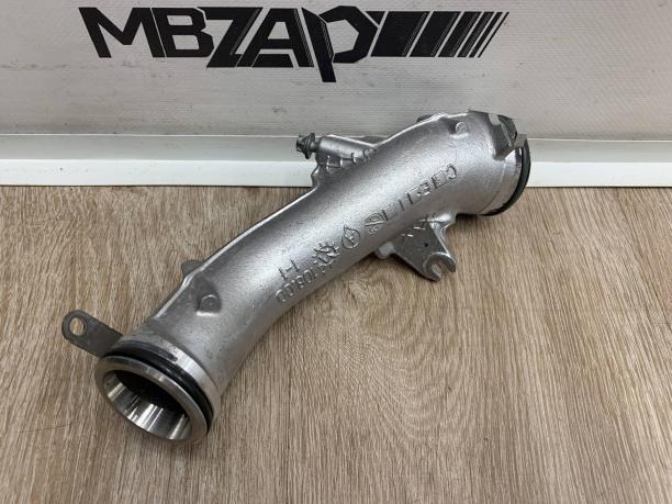 Патрубок интеркулера m654 Mercedes W213 a6540980400