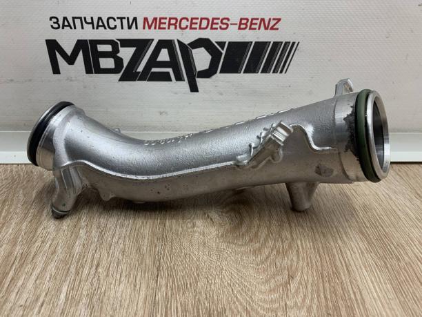 Патрубок интеркулера m654 Mercedes W213 a6540980400