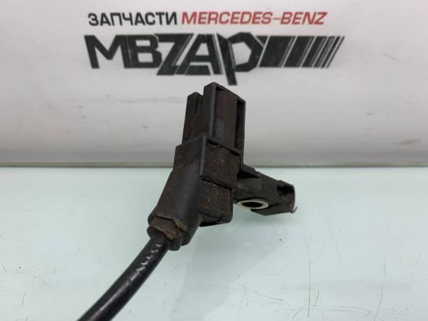 Датчик износа колодок передний Mercedes W212 a2125401605