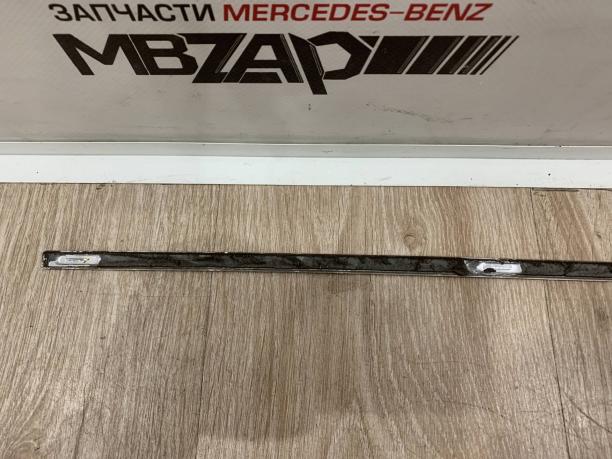 Молдинг двери передней правой Mercedes W204 a2047200280