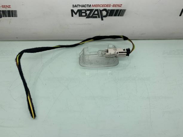 Плафон подсветки багажника Mercedes W212 a2218250382